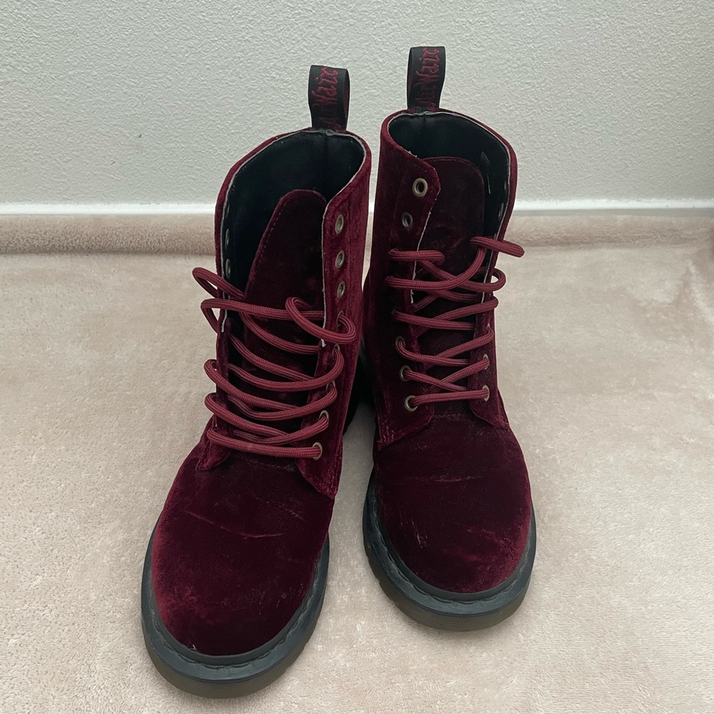 Dr. Martens - Velvet boots